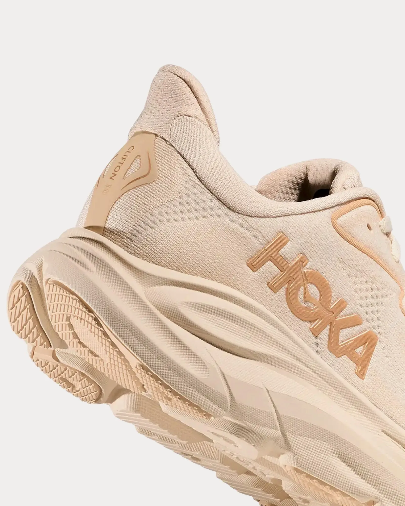 Clifton 10 Vanilla / Birch Running Shoes