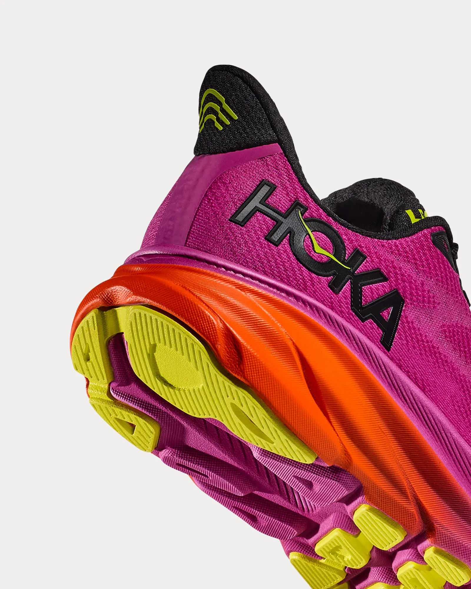 Clifton 9 Fuchsia / Black Running Shoes