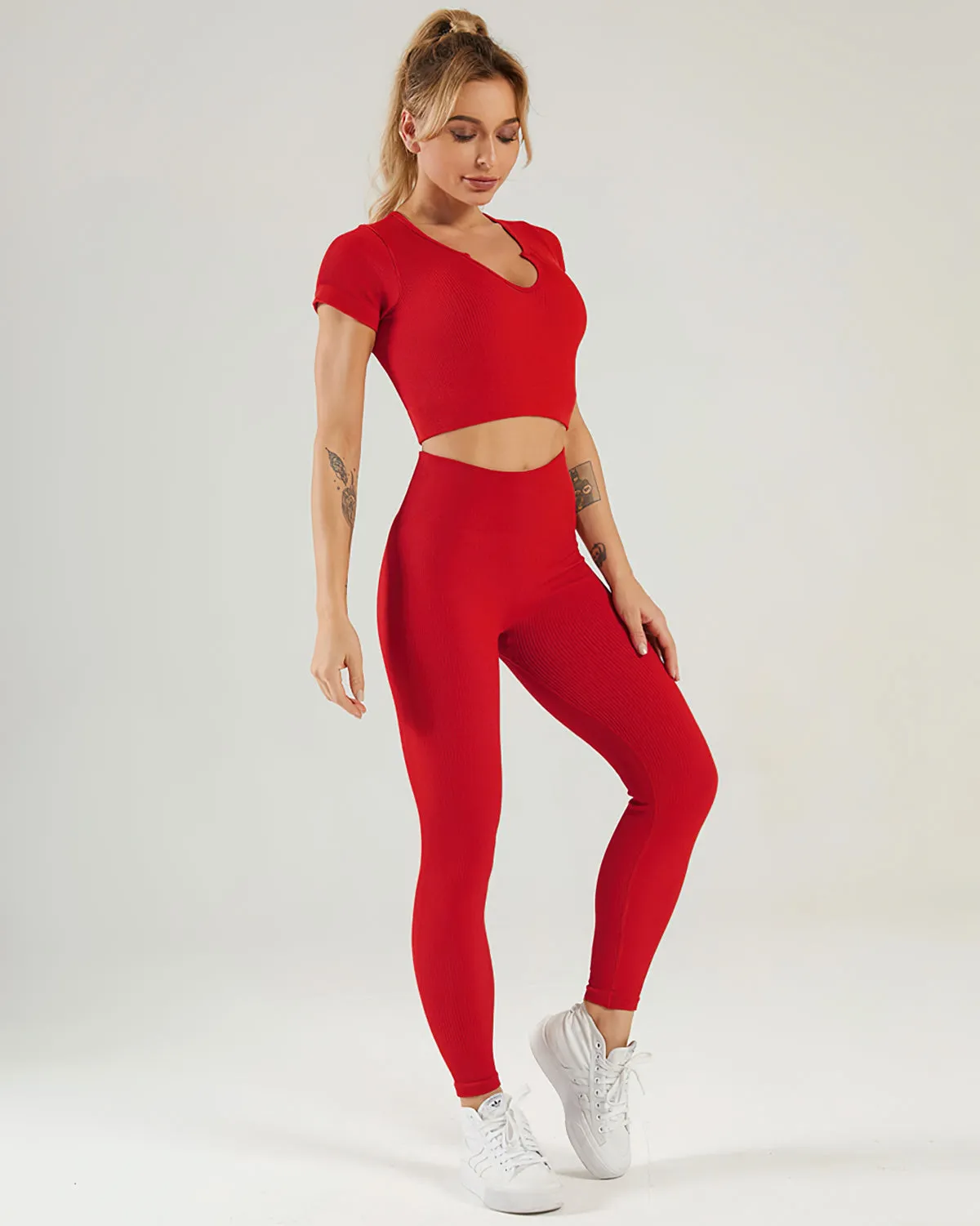 Nieve Crop Top - Cardinal